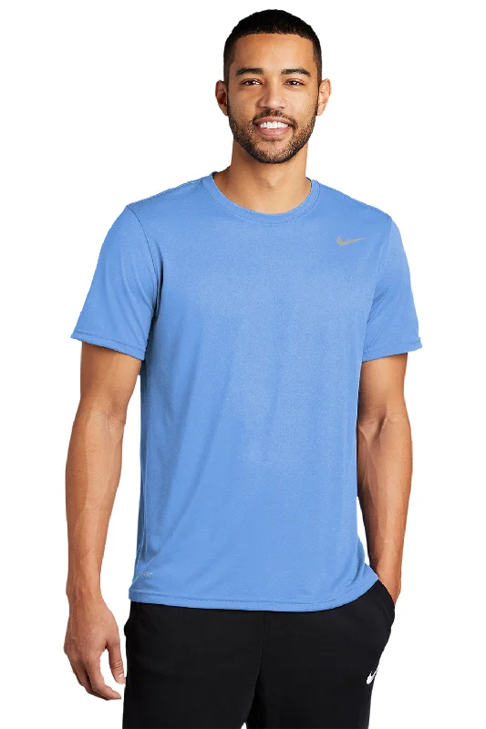 trendy men’s short sleeve shirts for casual outings -Nike Mens Team rLegend Dri-Fit Moisture Wicking Short Sleeve Crewneck T-Shirt - Valor Blue