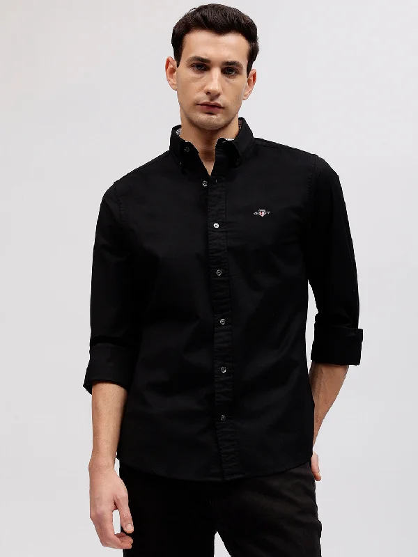 men’s stylish short sleeve t-shirts for active days -Gant Men Black Solid Button-down Collar Full Sleeves Shirt