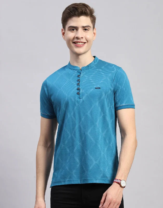 modern and stylish short sleeve shirts for men -Men Blue Printed Mandarin Neck Half Sleeve T-Shirt