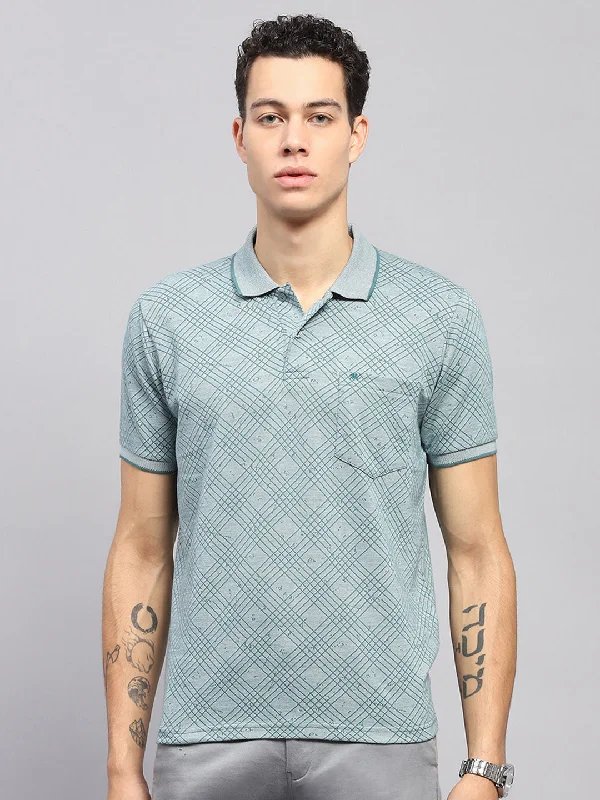 men’s fashionable short sleeve shirts for outdoor events -Men Green Self Design Collar Half Sleeve T-Shirt