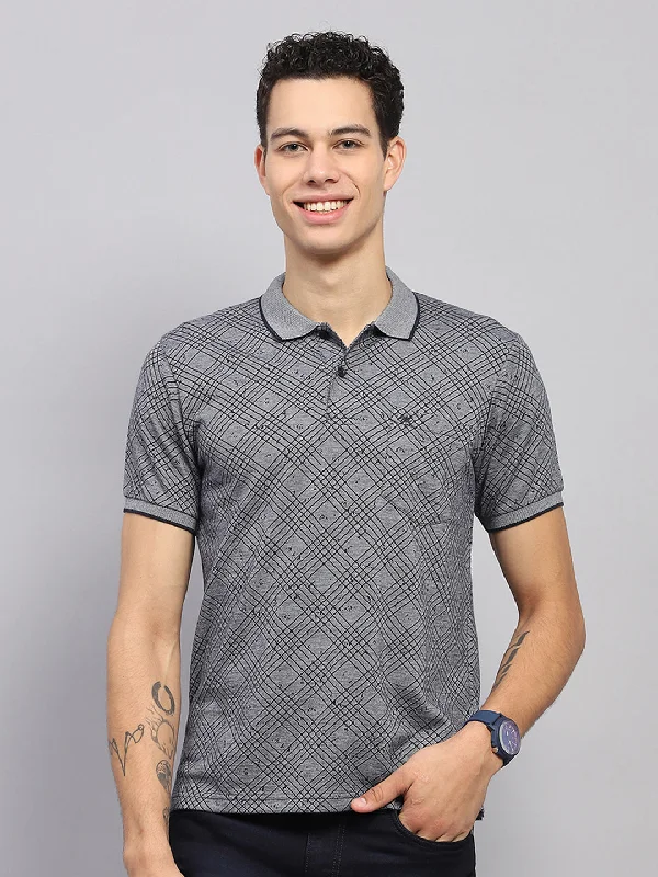 men’s casual short sleeve shirts for beach outings -Men Grey Self Design Collar Half Sleeve T-Shirt